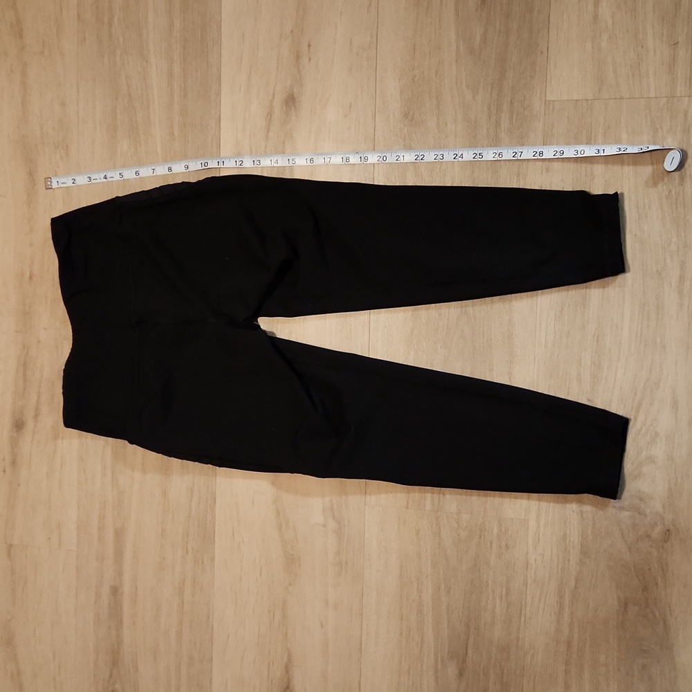 Old Navy Elevate Crop leggings Black - Picture 2 of 5